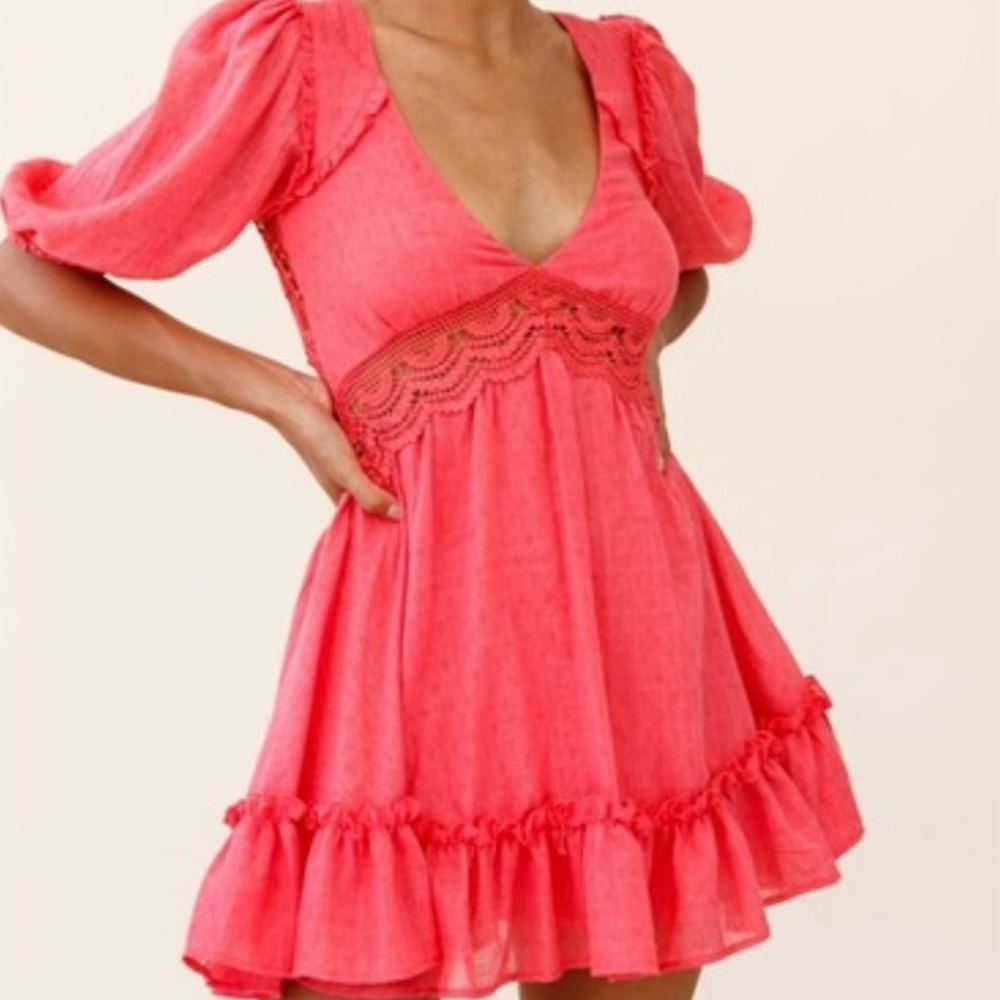 SAINTS + SECRETS . Elegant Coral Dress with Lace Details